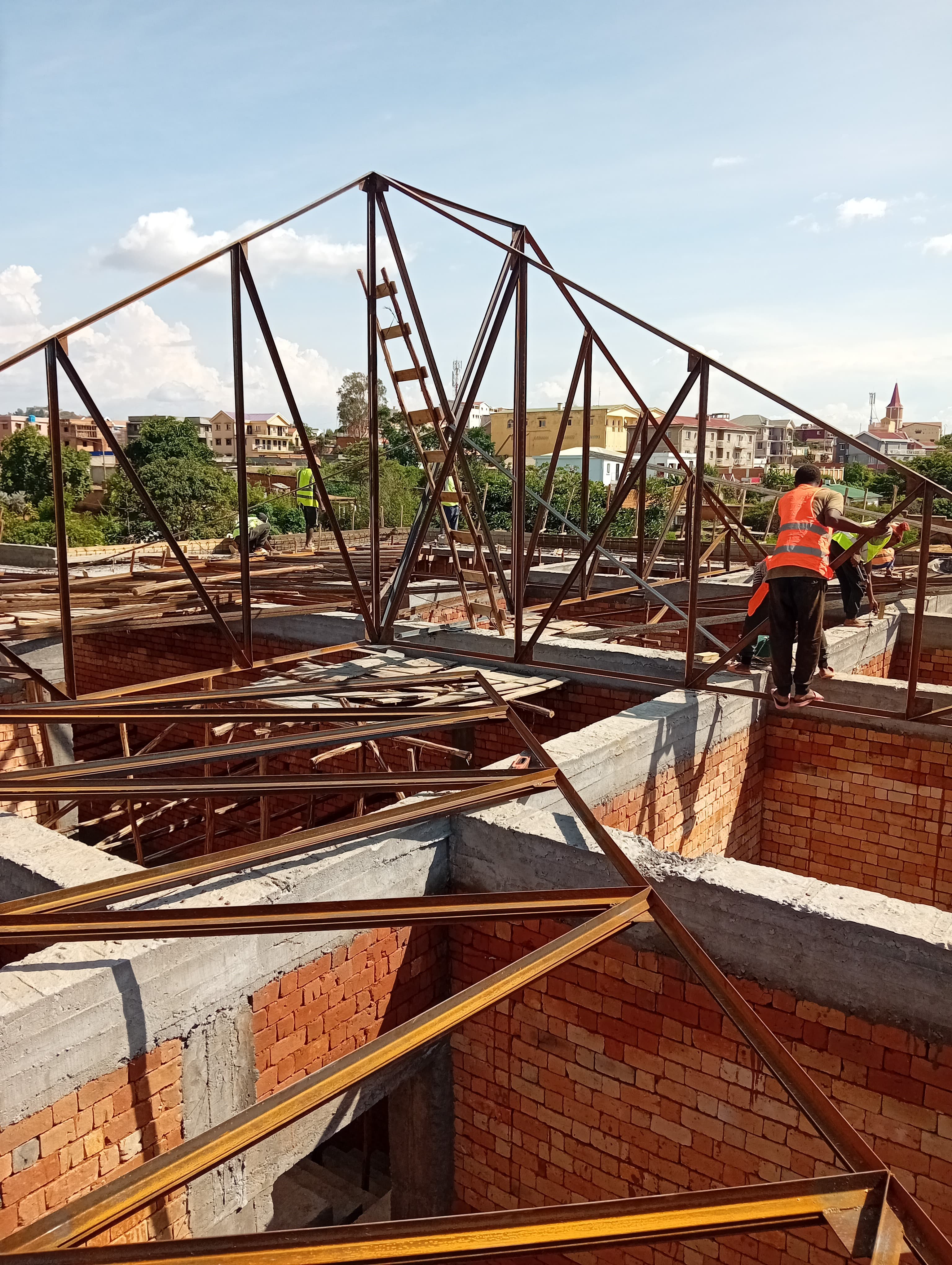 Ankadikely Ilafy Construction - autre vue